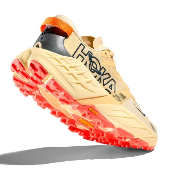 Tênis Hoka Speedgoat 7 Feminino - Creme